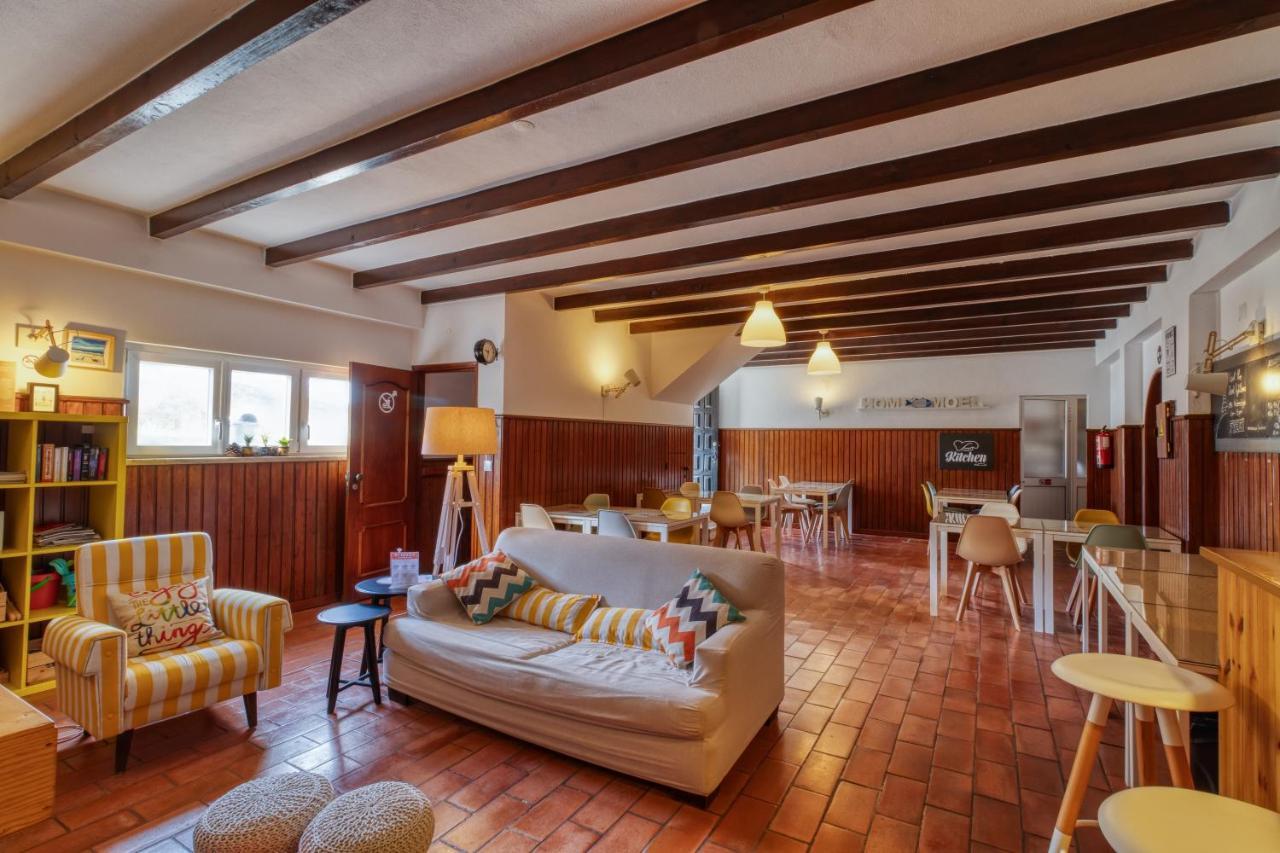 Homemoel Local Accomodation Al 상페드루 지 모엘 외부 사진