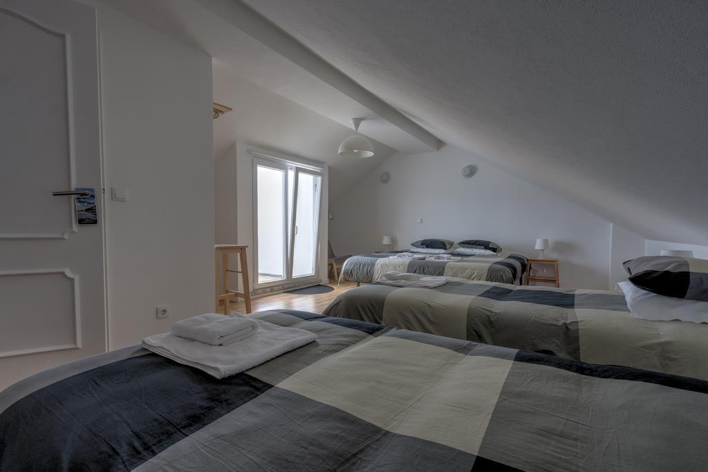 Homemoel Local Accomodation Al 상페드루 지 모엘 객실 사진